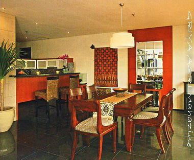 dining room11 Homey Dining Room
