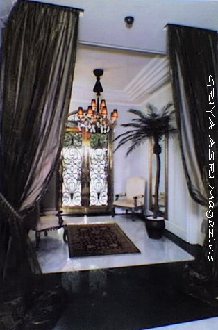 An Exotic Classic Foyer An Exotic Classic Foyer