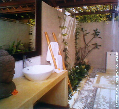 The Open BathRoom The Open BathRoom