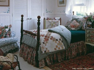 Spare Bedroom in Country Style Looks 300x225 Spare Bedroom In Country Style Looks